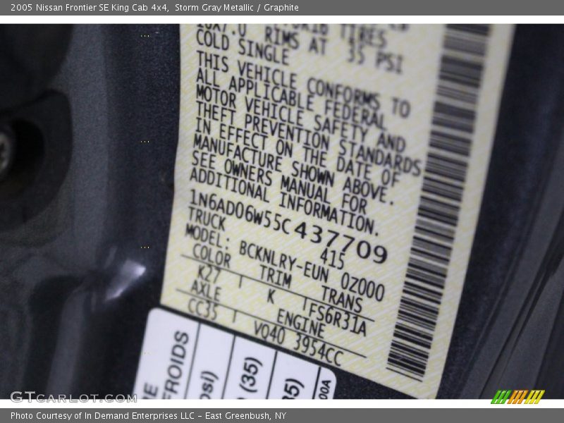 Storm Gray Metallic / Graphite 2005 Nissan Frontier SE King Cab 4x4