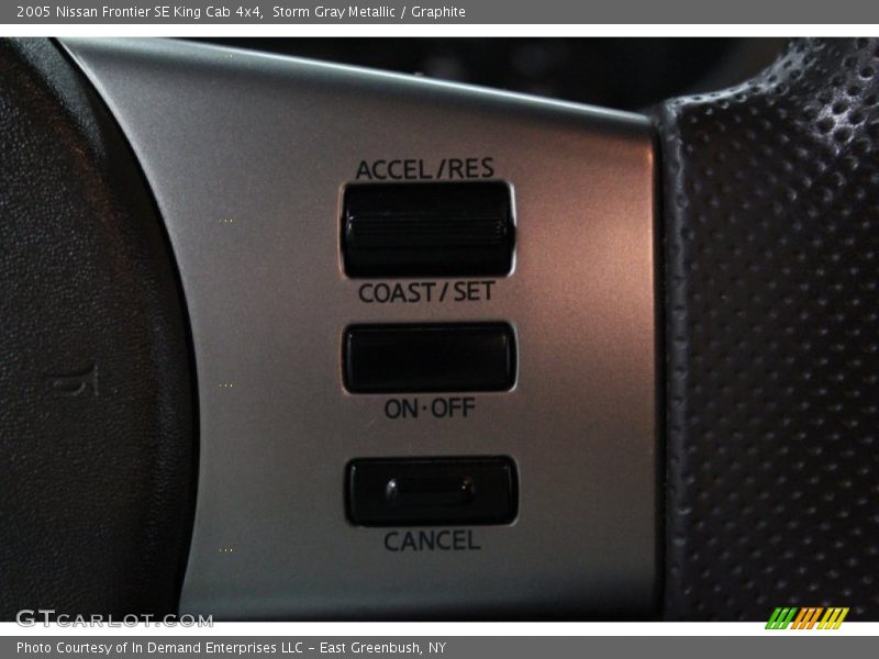 Storm Gray Metallic / Graphite 2005 Nissan Frontier SE King Cab 4x4