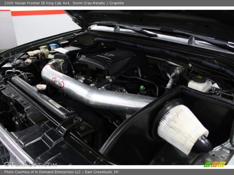 Storm Gray Metallic / Graphite 2005 Nissan Frontier SE King Cab 4x4
