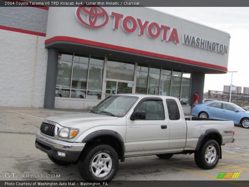 Lunar Mist Metallic / Charcoal 2004 Toyota Tacoma V6 TRD Xtracab 4x4
