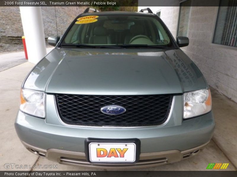 Titanium Green Metallic / Pebble Beige 2006 Ford Freestyle SEL