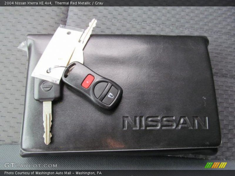 Thermal Red Metallic / Gray 2004 Nissan Xterra XE 4x4