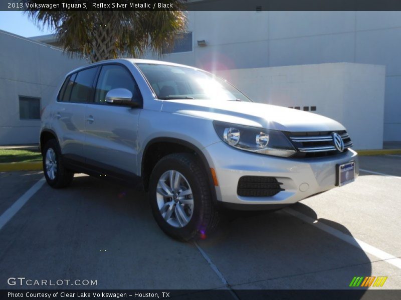 Reflex Silver Metallic / Black 2013 Volkswagen Tiguan S