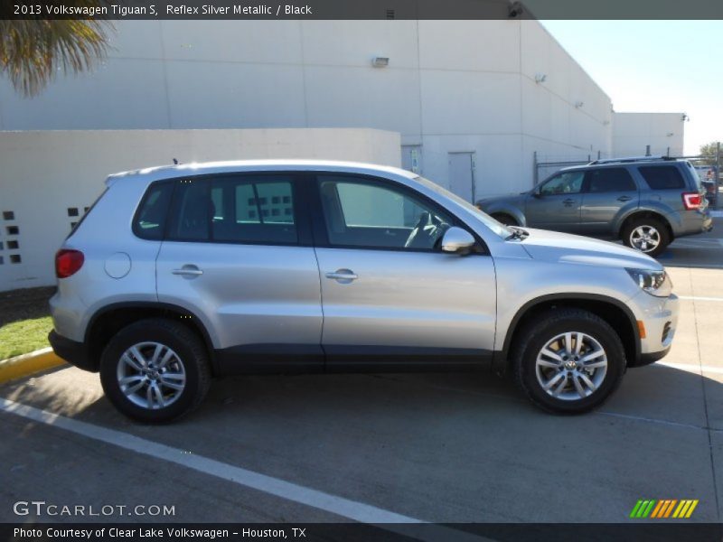 Reflex Silver Metallic / Black 2013 Volkswagen Tiguan S