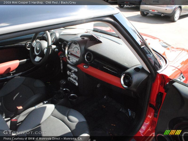 Chili Red / Black/Grey 2009 Mini Cooper S Hardtop