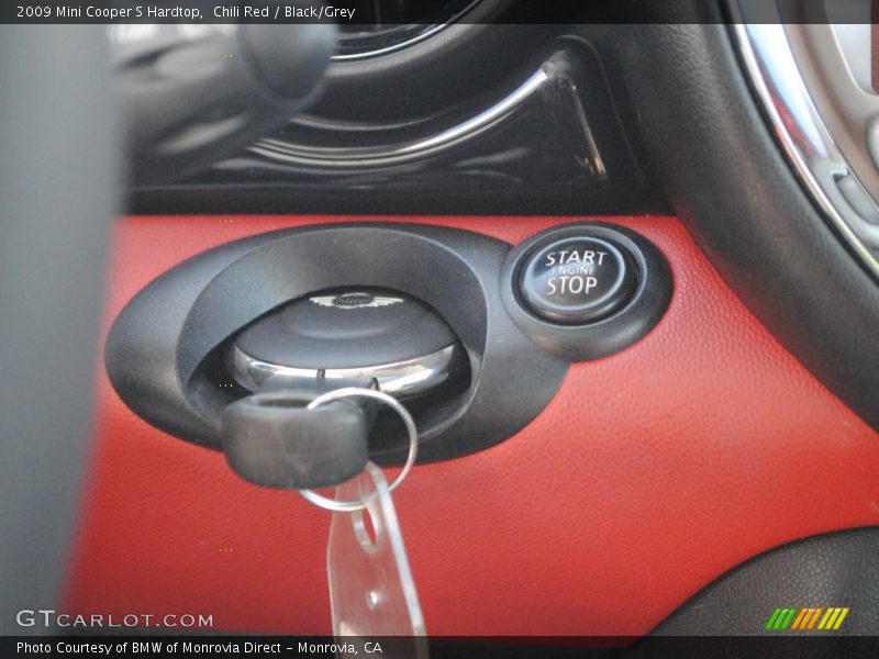 Chili Red / Black/Grey 2009 Mini Cooper S Hardtop