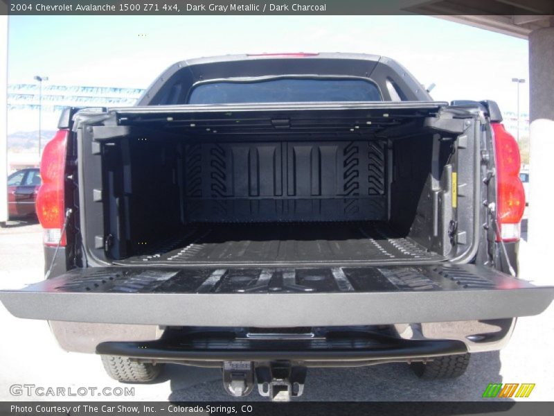 Dark Gray Metallic / Dark Charcoal 2004 Chevrolet Avalanche 1500 Z71 4x4
