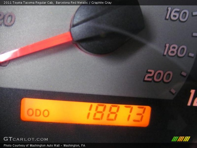 Barcelona Red Metallic / Graphite Gray 2011 Toyota Tacoma Regular Cab