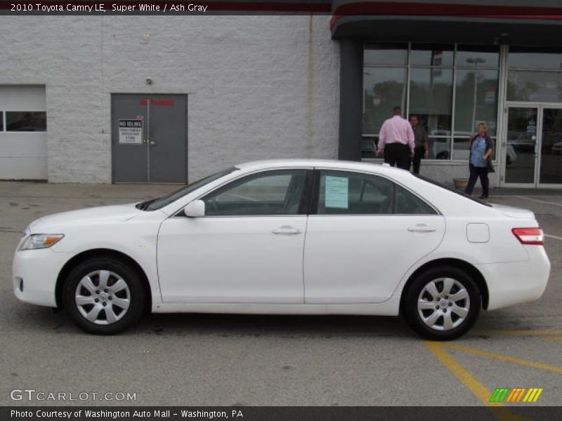 Super White / Ash Gray 2010 Toyota Camry LE