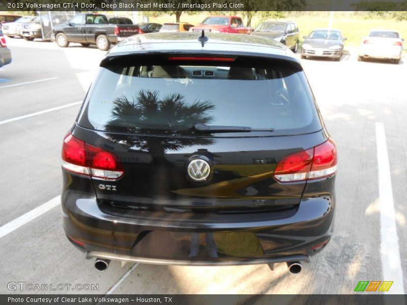 Deep Black Pearl Metallic / Interlagos Plaid Cloth 2013 Volkswagen GTI 4 Door