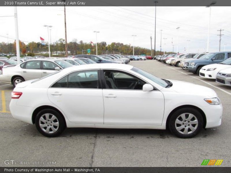 Super White / Ash Gray 2010 Toyota Camry LE