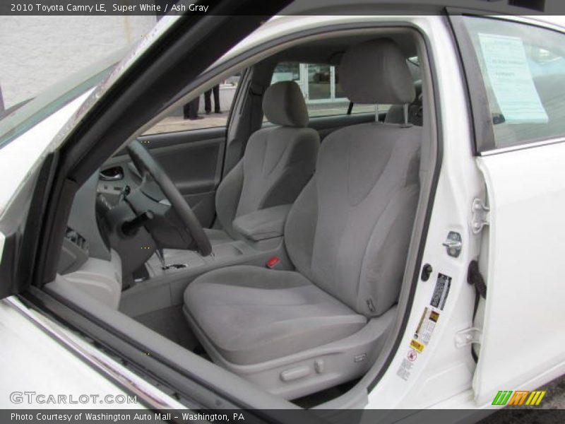 Super White / Ash Gray 2010 Toyota Camry LE