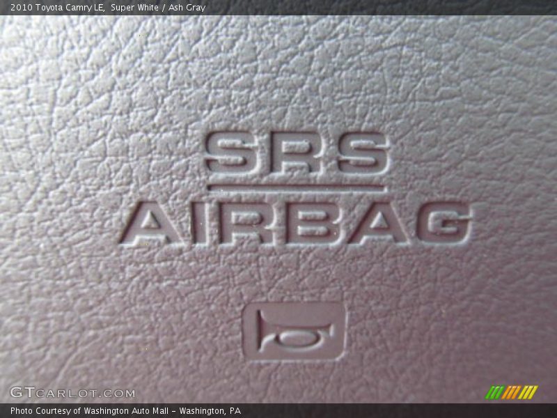 Super White / Ash Gray 2010 Toyota Camry LE