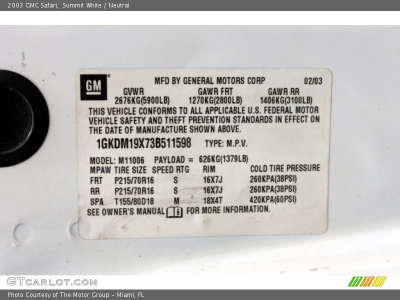 Summit White / Neutral 2003 GMC Safari