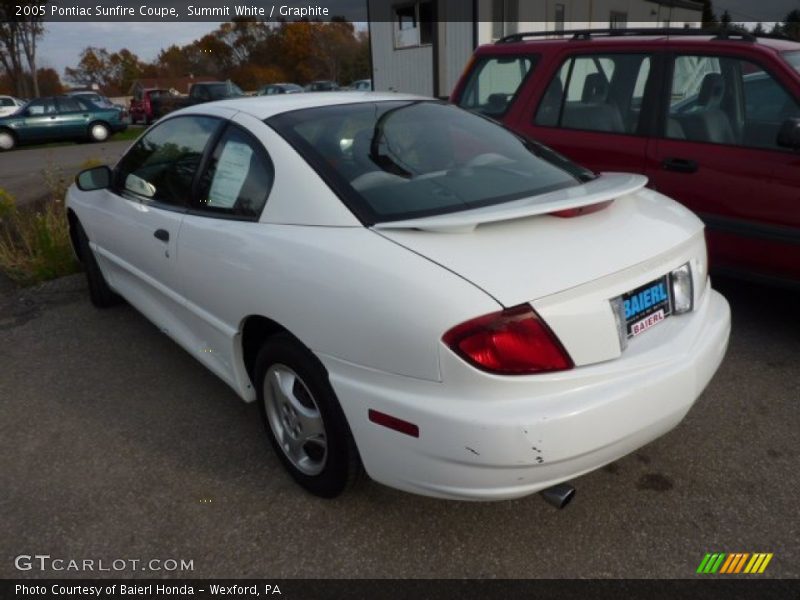 Summit White / Graphite 2005 Pontiac Sunfire Coupe