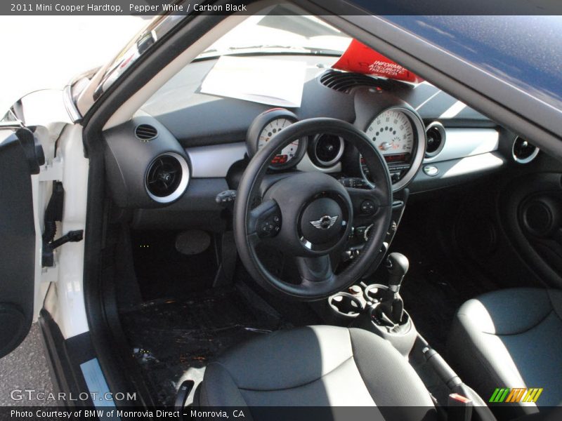 Pepper White / Carbon Black 2011 Mini Cooper Hardtop