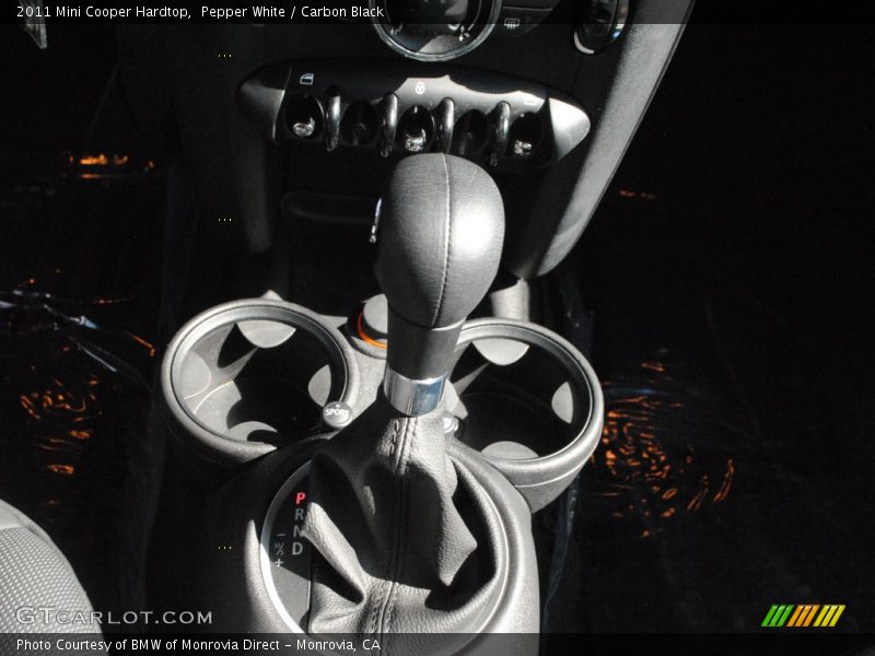 Pepper White / Carbon Black 2011 Mini Cooper Hardtop