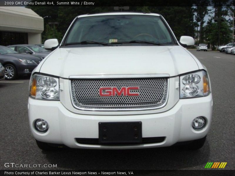 Summit White / Ebony 2009 GMC Envoy Denali 4x4