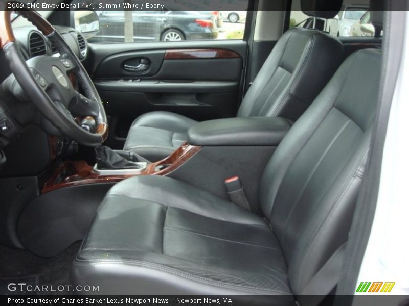 Front Seat of 2009 Envoy Denali 4x4