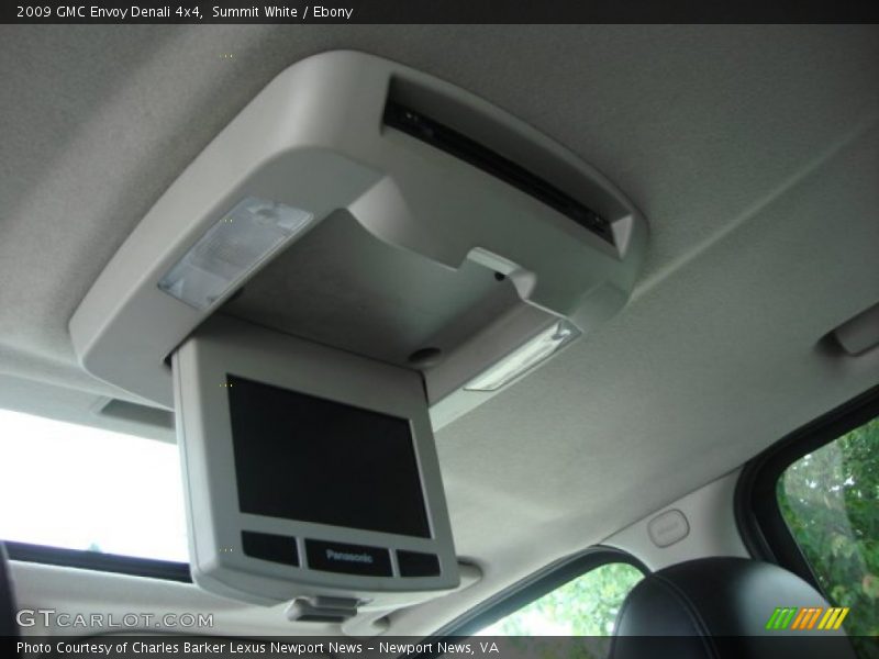 Summit White / Ebony 2009 GMC Envoy Denali 4x4