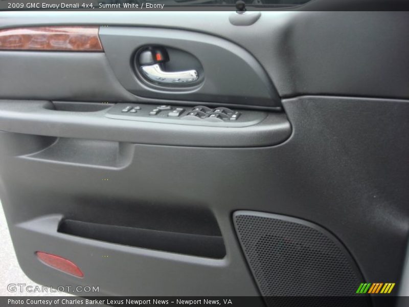 Summit White / Ebony 2009 GMC Envoy Denali 4x4