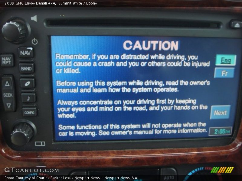 Summit White / Ebony 2009 GMC Envoy Denali 4x4