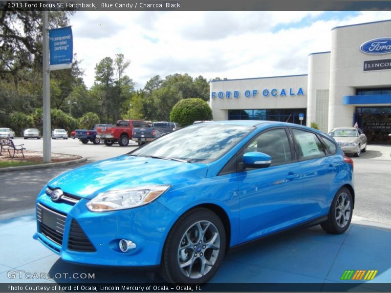 Blue Candy / Charcoal Black 2013 Ford Focus SE Hatchback