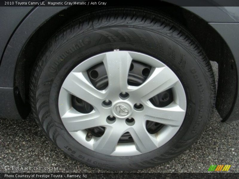 Magnetic Gray Metallic / Ash Gray 2010 Toyota Camry LE