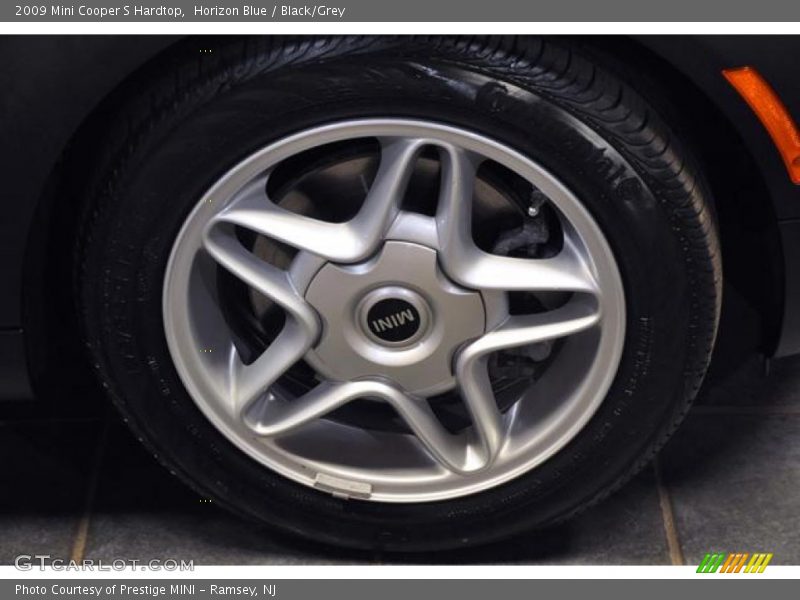 Horizon Blue / Black/Grey 2009 Mini Cooper S Hardtop
