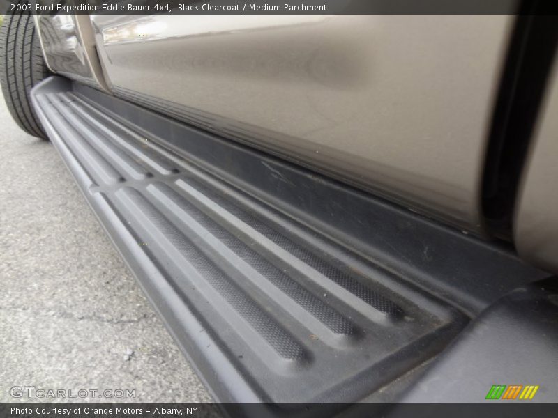 Black Clearcoat / Medium Parchment 2003 Ford Expedition Eddie Bauer 4x4