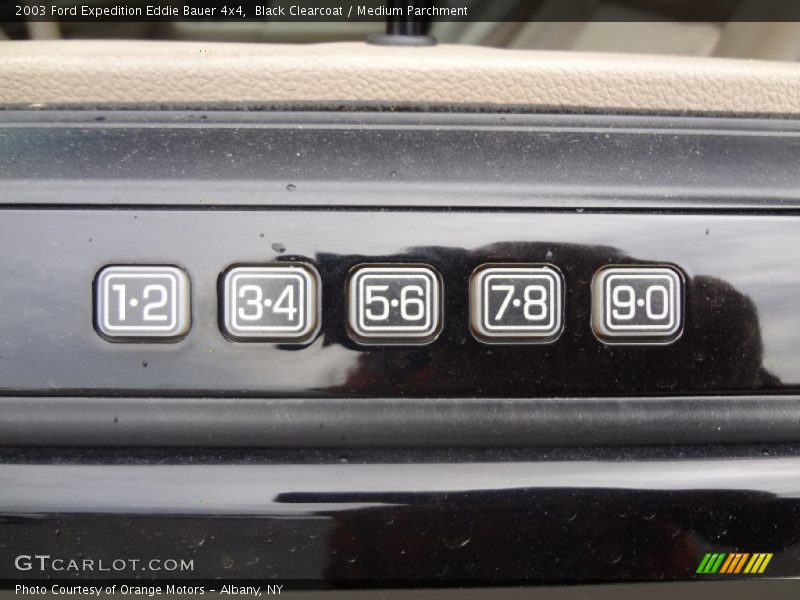 Black Clearcoat / Medium Parchment 2003 Ford Expedition Eddie Bauer 4x4