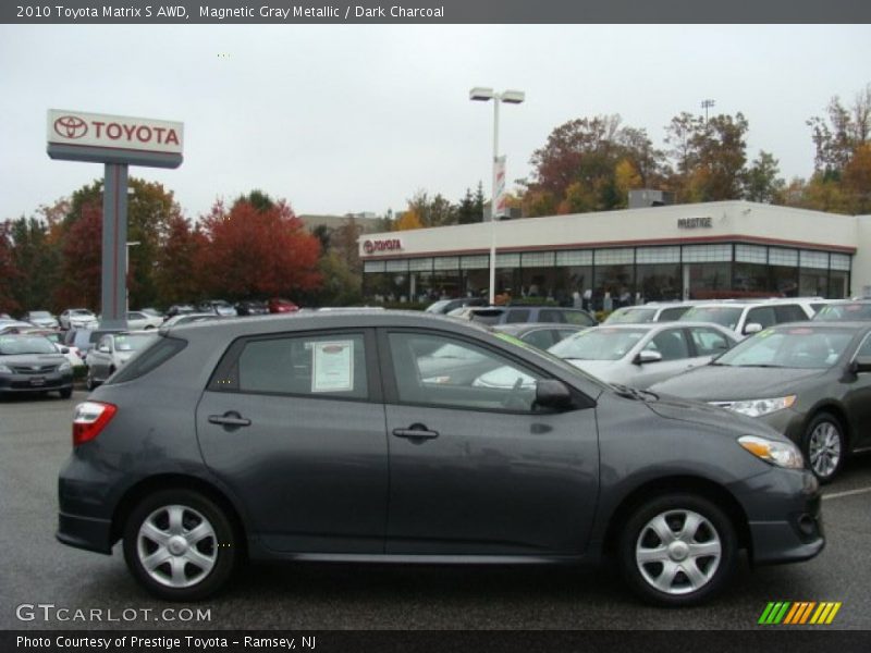 Magnetic Gray Metallic / Dark Charcoal 2010 Toyota Matrix S AWD