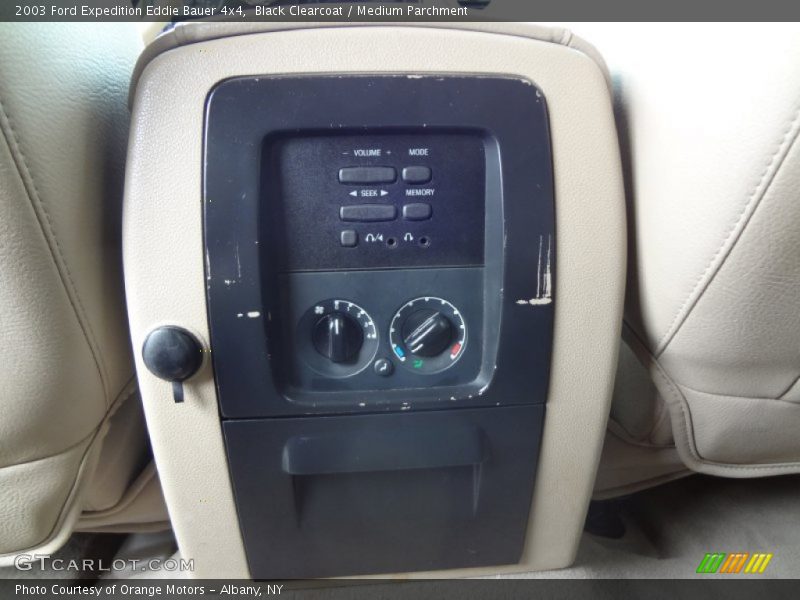Black Clearcoat / Medium Parchment 2003 Ford Expedition Eddie Bauer 4x4