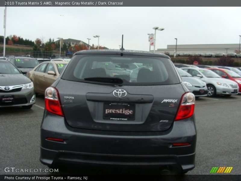 Magnetic Gray Metallic / Dark Charcoal 2010 Toyota Matrix S AWD