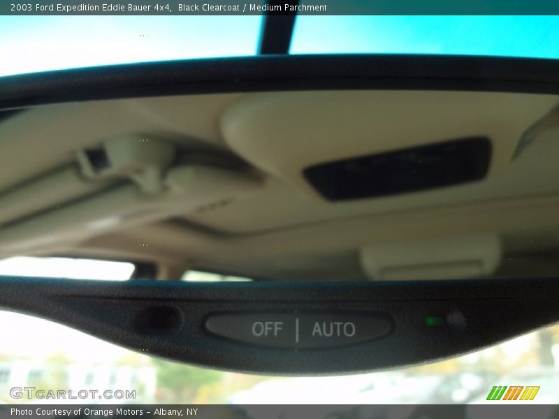 Black Clearcoat / Medium Parchment 2003 Ford Expedition Eddie Bauer 4x4