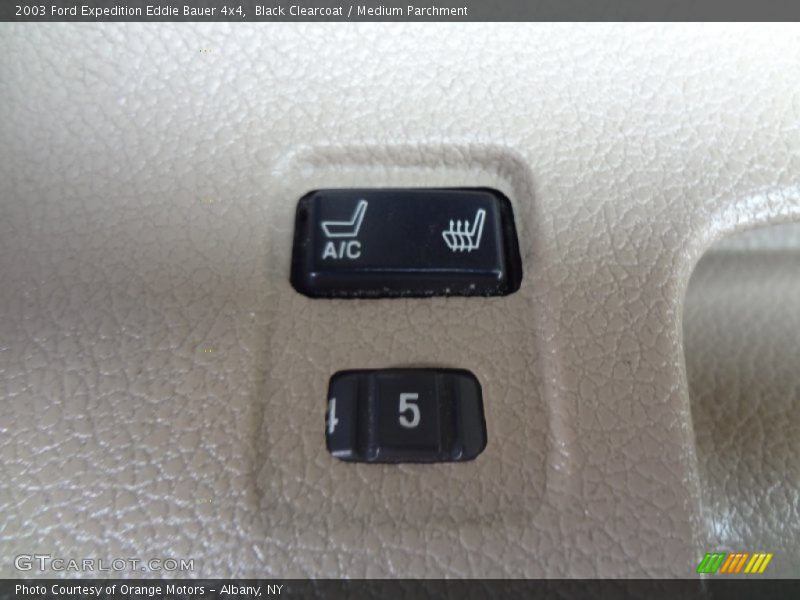 Black Clearcoat / Medium Parchment 2003 Ford Expedition Eddie Bauer 4x4