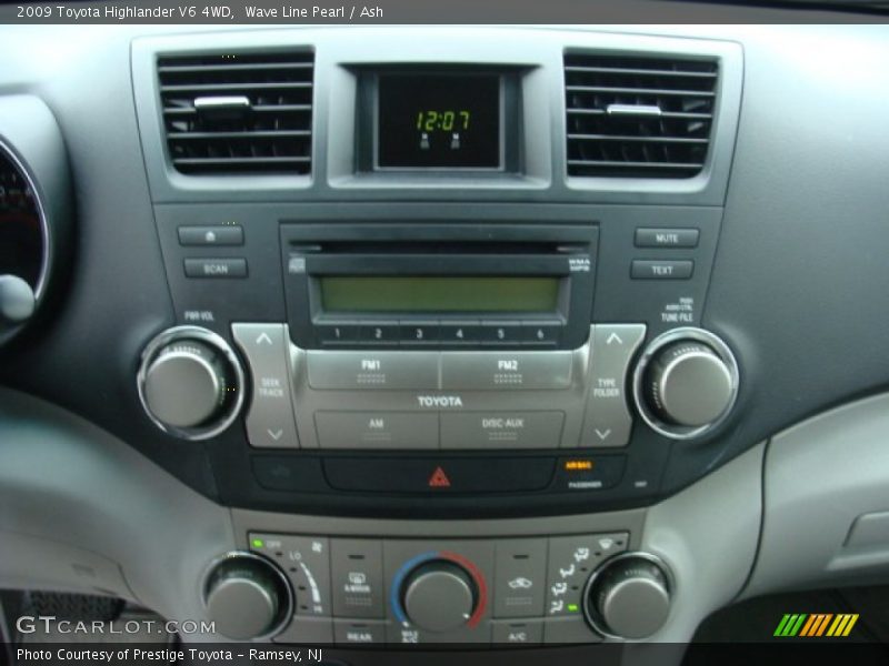 Wave Line Pearl / Ash 2009 Toyota Highlander V6 4WD
