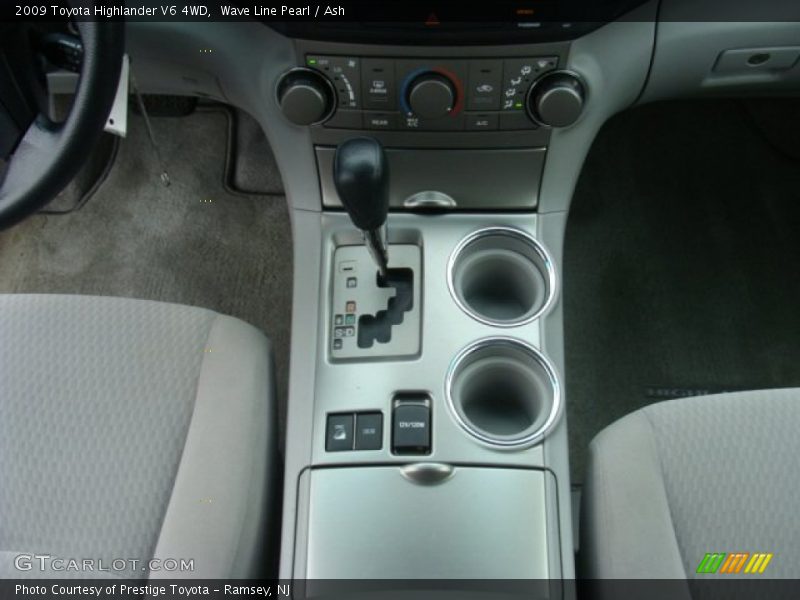 Wave Line Pearl / Ash 2009 Toyota Highlander V6 4WD