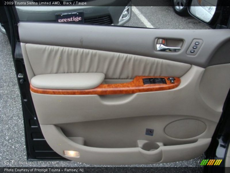 Black / Taupe 2009 Toyota Sienna Limited AWD