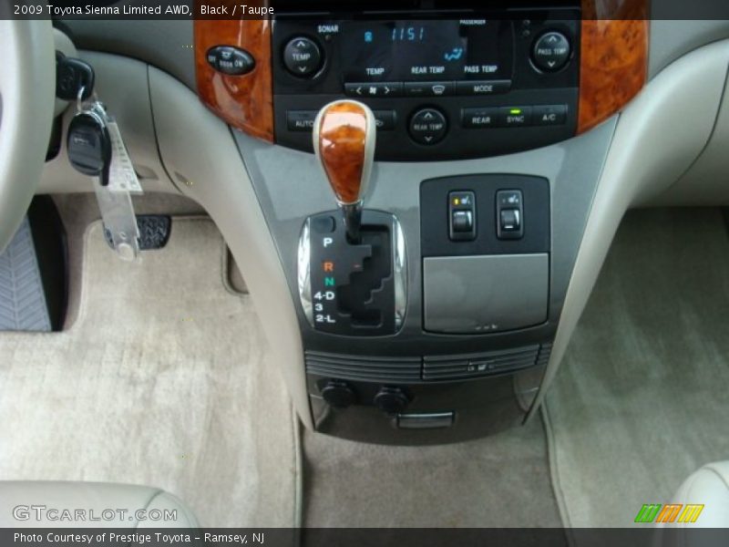 Black / Taupe 2009 Toyota Sienna Limited AWD
