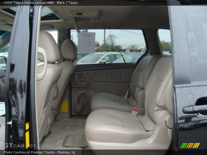 Black / Taupe 2009 Toyota Sienna Limited AWD
