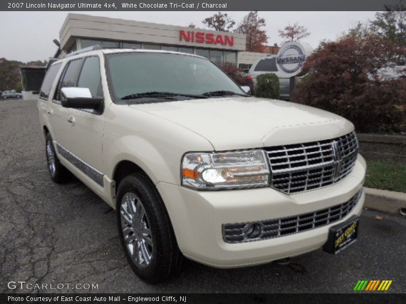 White Chocolate Tri-Coat / Charcoal 2007 Lincoln Navigator Ultimate 4x4