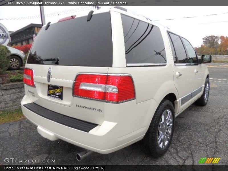 White Chocolate Tri-Coat / Charcoal 2007 Lincoln Navigator Ultimate 4x4