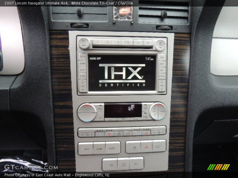 White Chocolate Tri-Coat / Charcoal 2007 Lincoln Navigator Ultimate 4x4