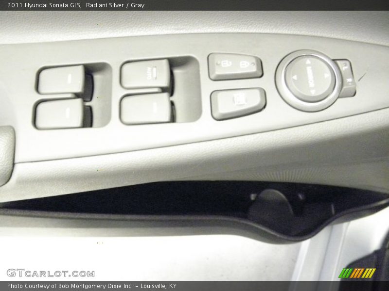 Radiant Silver / Gray 2011 Hyundai Sonata GLS