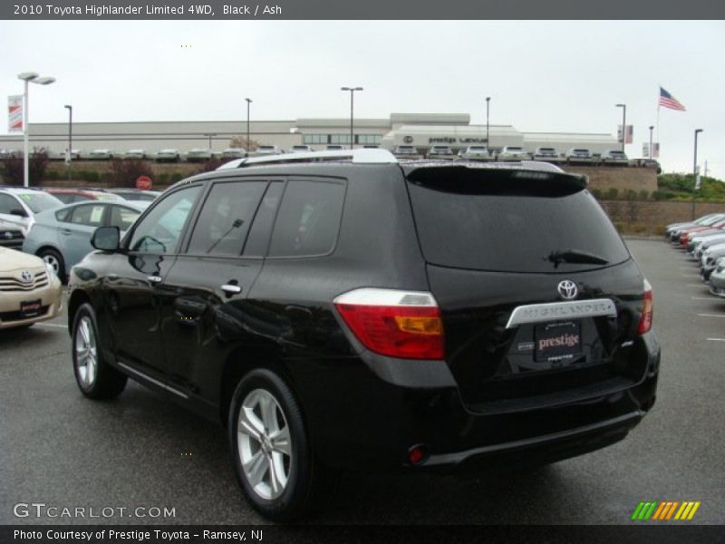 Black / Ash 2010 Toyota Highlander Limited 4WD