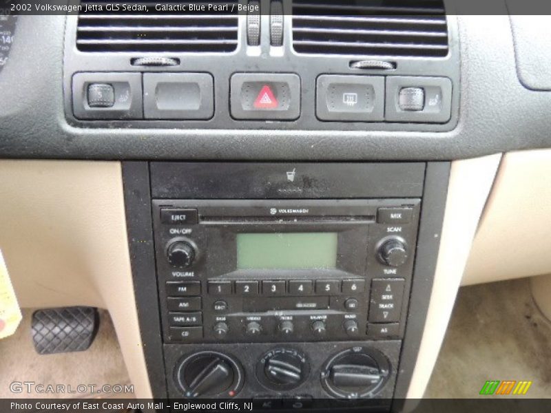Galactic Blue Pearl / Beige 2002 Volkswagen Jetta GLS Sedan