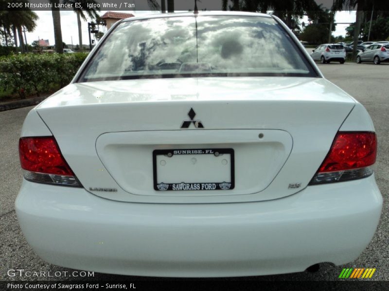 Igloo White / Tan 2006 Mitsubishi Lancer ES