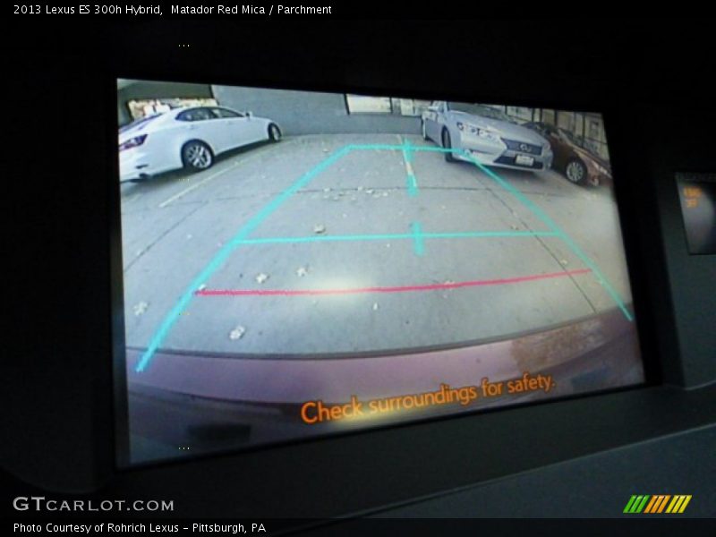 Matador Red Mica / Parchment 2013 Lexus ES 300h Hybrid