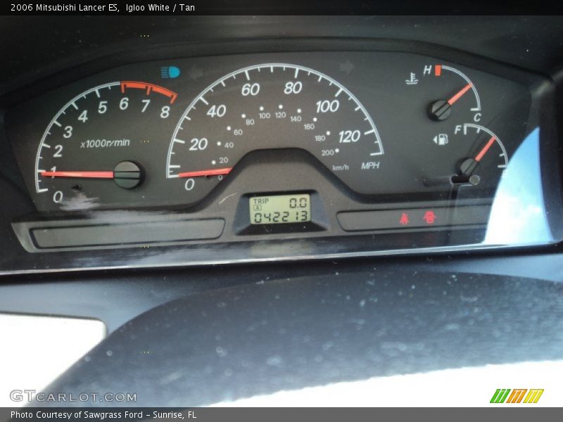 Igloo White / Tan 2006 Mitsubishi Lancer ES